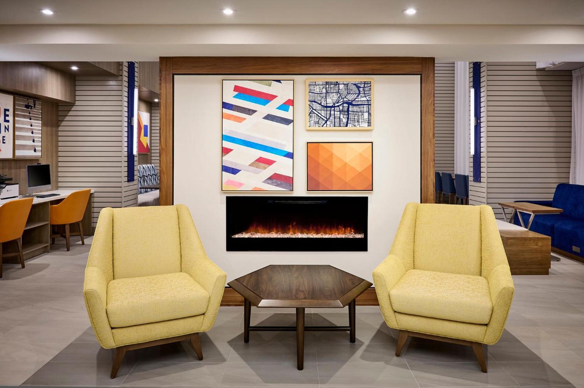 Holiday Inn Express & Suites Kitchener Southeast By Ihg Bagian luar foto