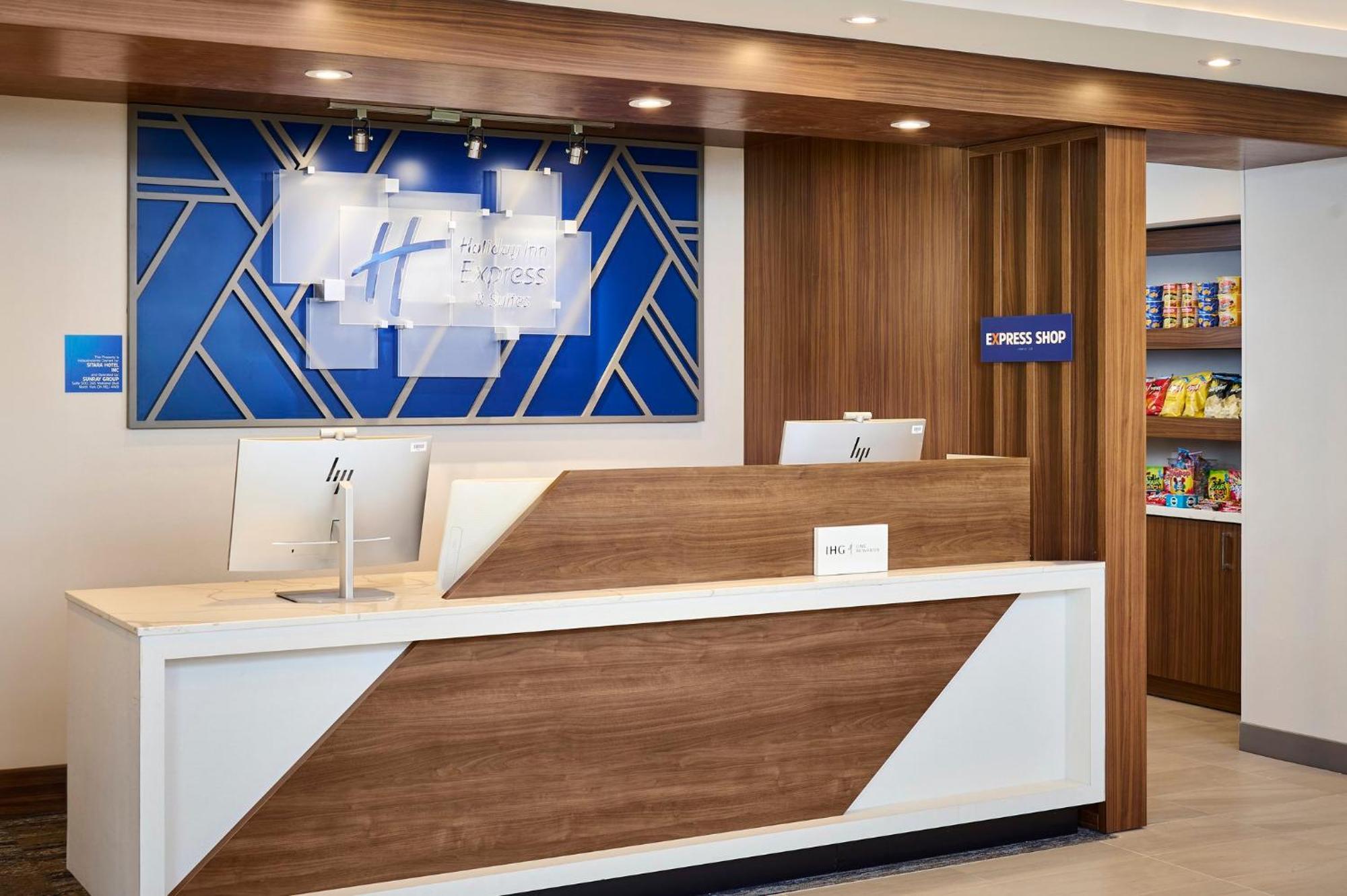 Holiday Inn Express & Suites Kitchener Southeast By Ihg Bagian luar foto